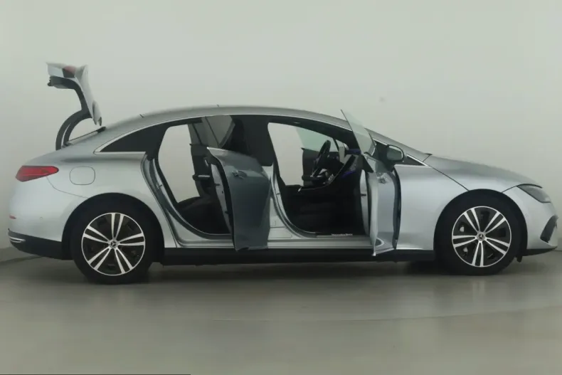 Mercedes-Benz EQE (Clasa E) din 2022 cu 46.856 km - oferta MER241942 - foto 9