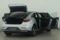 Mercedes-Benz EQE (Clasa E) din 2022 cu 46.856 km - oferta MER241942 - foto 10