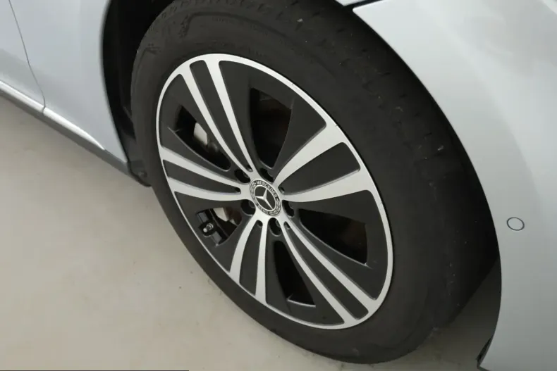 Mercedes-Benz EQE (Clasa E) din 2022 cu 46.856 km - oferta MER241942 - foto 23