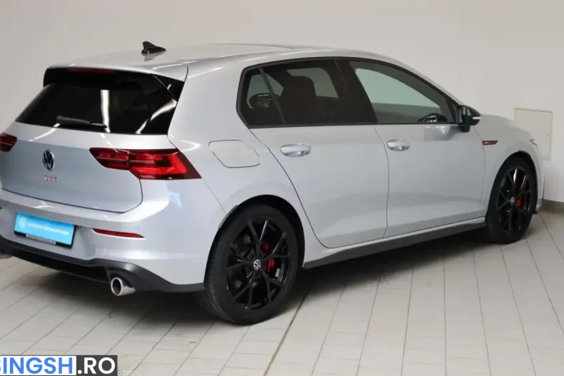 Volkswagen Golf din 2023 cu 58.966 km - oferta VOL241944 - foto 2