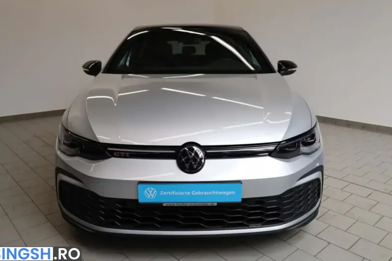 Volkswagen Golf din 2023 cu 58.966 km - oferta VOL241944 - foto 3