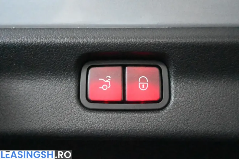 Mercedes-Benz EQE (Clasa E) din 2023 cu 83.210 km - oferta MER241946 - foto 8