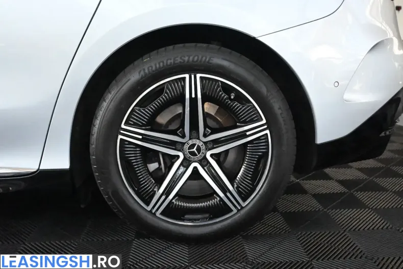 Mercedes-Benz EQE (Clasa E) din 2023 cu 83.210 km - oferta MER241946 - foto 33
