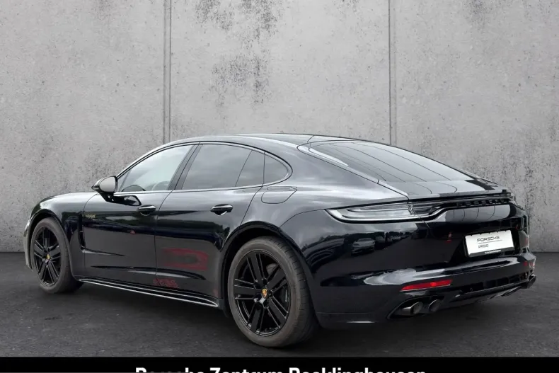 Porsche Panamera din 2023 cu 57.586 km - oferta POR241948 - foto 3