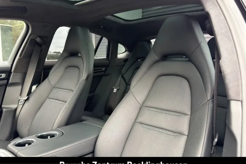 Porsche Panamera din 2023 cu 57.586 km - oferta POR241948 - foto 5