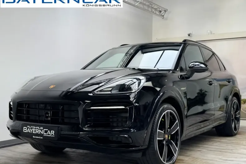 Porsche Cayenne din 2023 cu 41.000 km - oferta POR241950 - foto 1