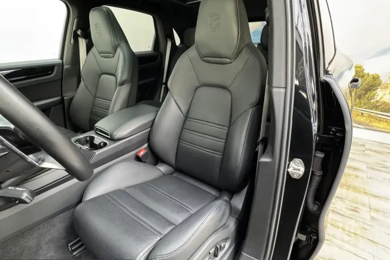 Porsche Cayenne din 2023 cu 41.000 km - oferta POR241950 - foto 14