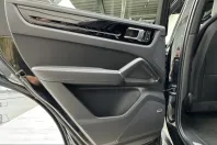Porsche Cayenne din 2023 cu 41.000 km - oferta POR241950 - foto 20