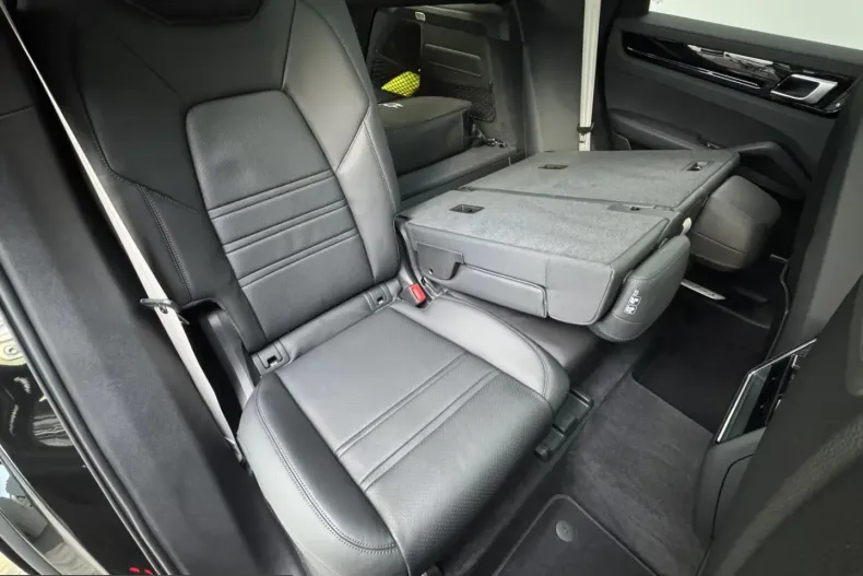 Porsche Cayenne din 2023 cu 41.000 km - oferta POR241950 - foto 23