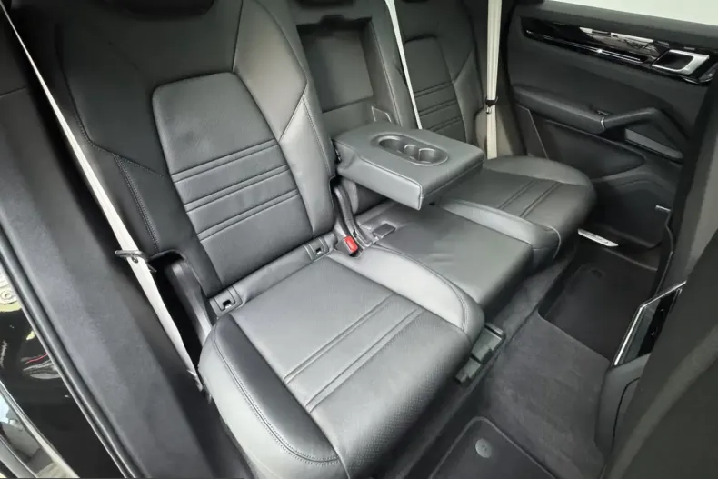 Porsche Cayenne din 2023 cu 41.000 km - oferta POR241950 - foto 25