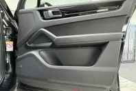 Porsche Cayenne din 2023 cu 41.000 km - oferta POR241950 - foto 34