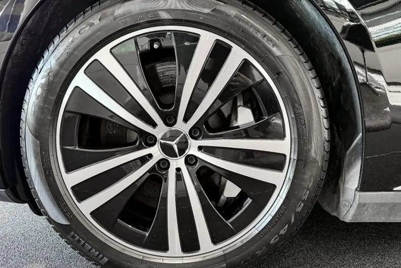 Mercedes-Benz EQE (Clasa E) din 2023 cu 89.000 km - oferta MER241951 - foto 7