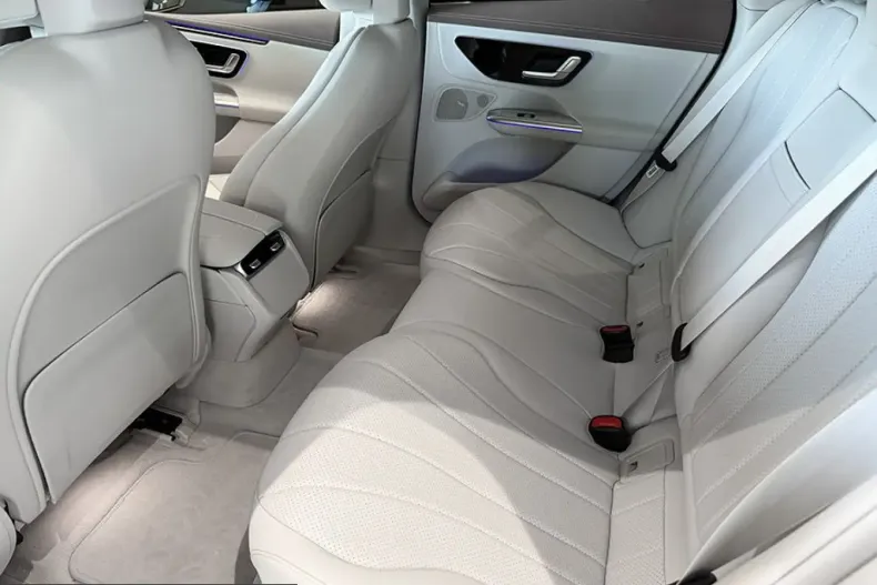 Mercedes-Benz EQE (Clasa E) din 2023 cu 89.000 km - oferta MER241951 - foto 15