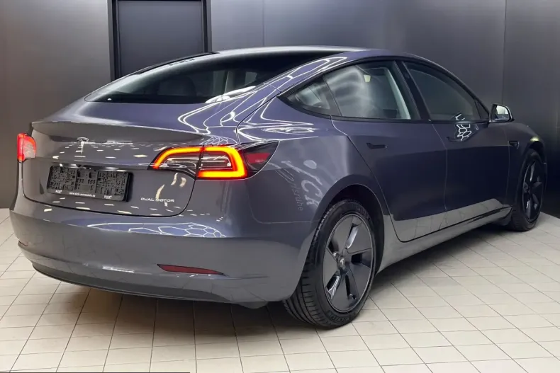 Tesla Model 3 din 2023 cu 49.788 km - oferta TES241953 - foto 6
