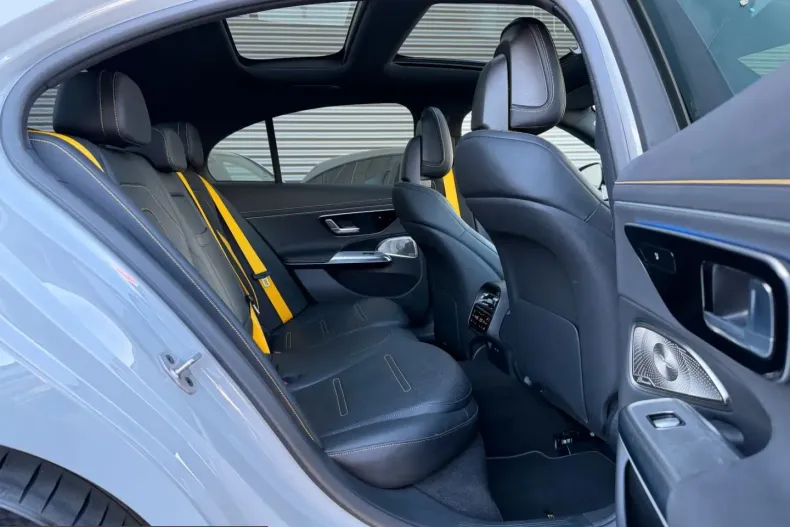 Mercedes-Benz E 53 AMG (Clasa E) din 2024 cu 25.000 km - oferta MER241957 - foto 8