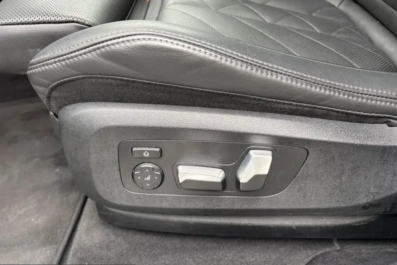 BMW X6 (Seria X) din 2024 cu 52.150 km - oferta BMW241959 - foto 8