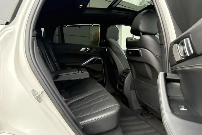 BMW X6 (Seria X) din 2024 cu 52.150 km - oferta BMW241959 - foto 19