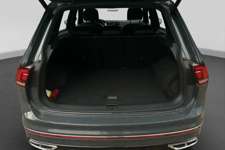 Volkswagen Tiguan din 2022 cu 90.519 km - oferta VOL241963 - foto 16