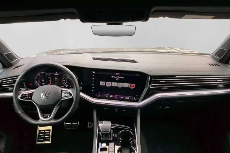 Volkswagen Touareg din 2023 cu 42.338 km - oferta VOL241964 - foto 4