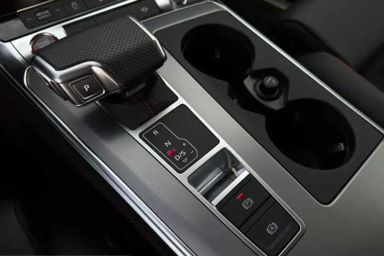 Audi S6 din 2024 cu 9.882 km - oferta AUD241966 - foto 10
