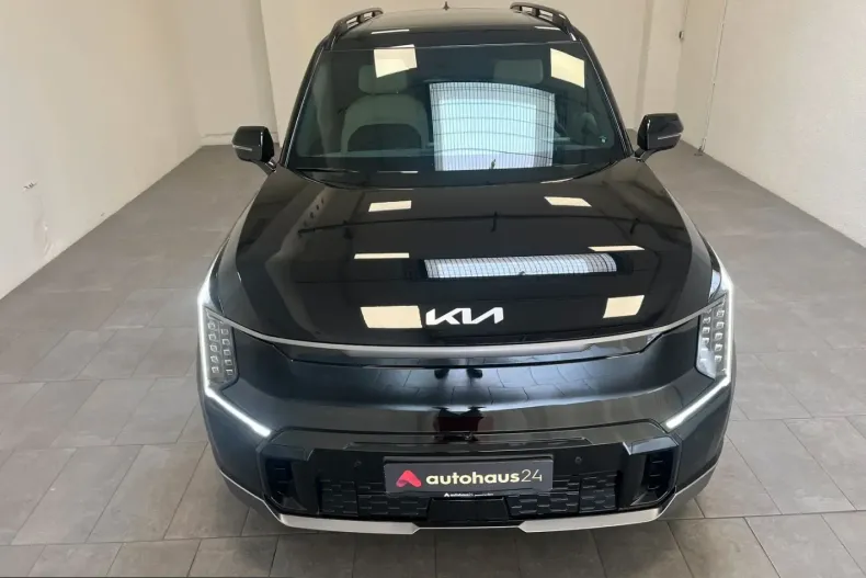 Kia EV9 din 2024 cu 12.418 km - oferta KIA241968 - foto 2