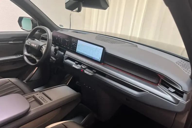 Kia EV9 din 2024 cu 12.418 km - oferta KIA241968 - foto 15