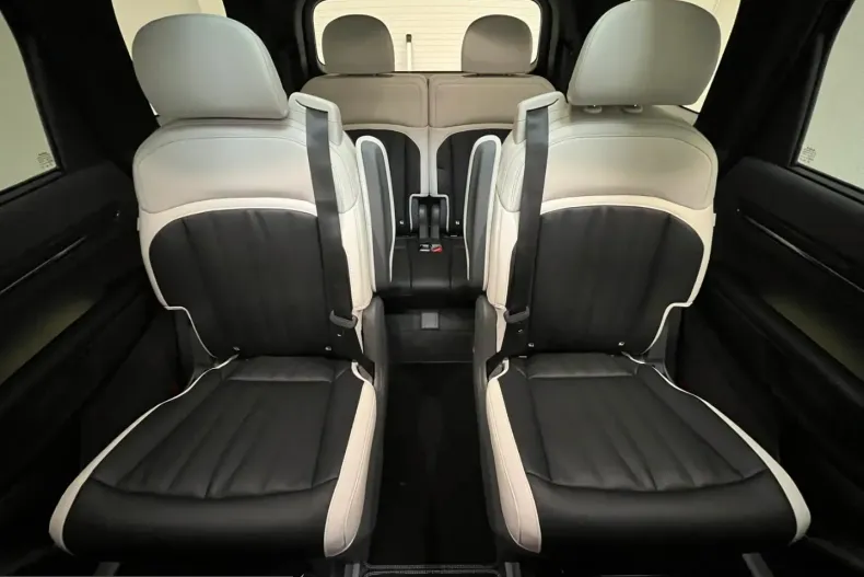 Kia EV9 din 2024 cu 12.418 km - oferta KIA241968 - foto 18