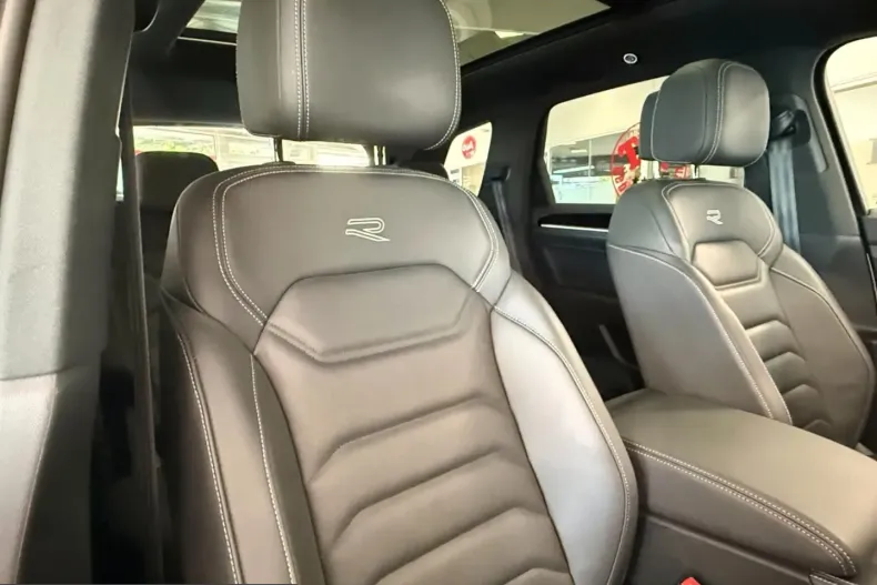 Volkswagen Touareg din 2025 cu 37.976 km - oferta VOL241970 - foto 18