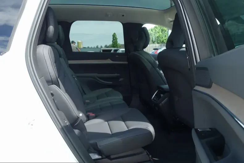 Volvo EX90 din 2025 cu 8.850 km - oferta VOL241971 - foto 11