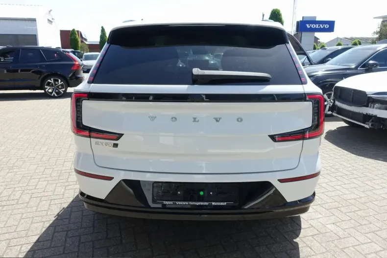 Volvo EX90 din 2025 cu 6.902 km - oferta VOL241973 - foto 3