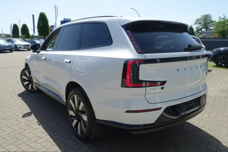 Volvo EX90 din 2025 cu 6.902 km - oferta VOL241973 - foto 4