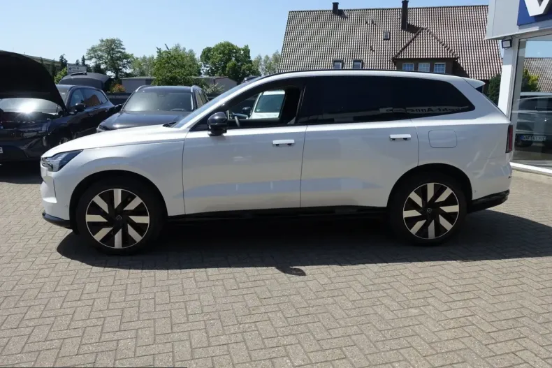 Volvo EX90 din 2025 cu 6.902 km - oferta VOL241973 - foto 6