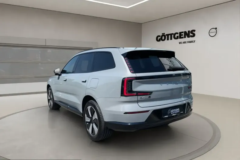 Volvo EX90 din 2025 cu 17.863 km - oferta VOL241974 - foto 4