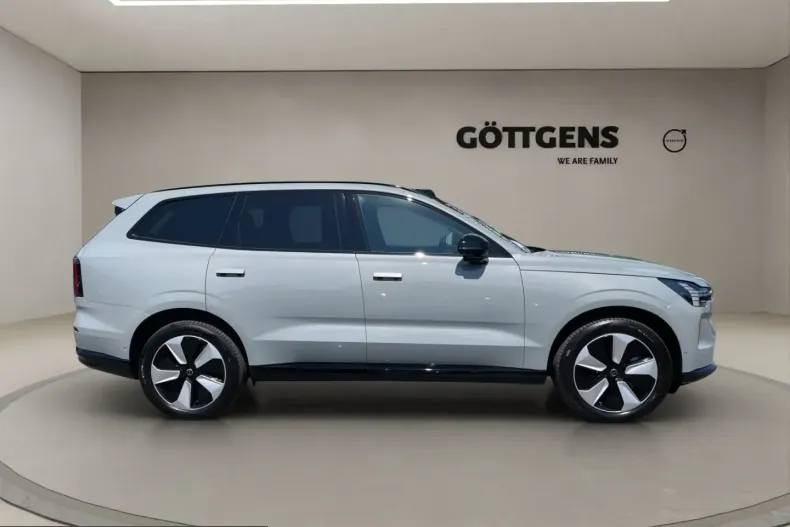 Volvo EX90 din 2025 cu 17.863 km - oferta VOL241974 - foto 6