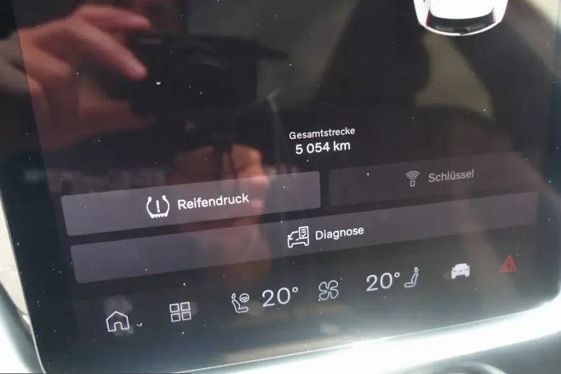 Volvo EX90 din 2025 cu 5.100 km - oferta VOL241975 - foto 27
