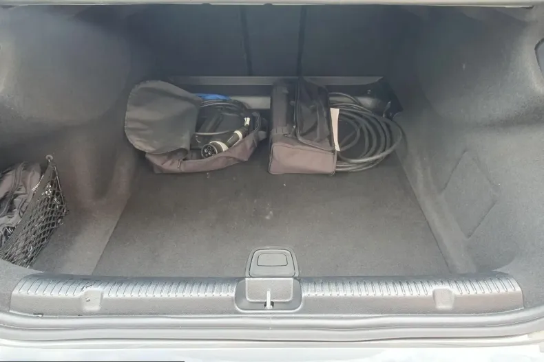 Mercedes-Benz EQE (Clasa E) din 2022 cu 59.000 km - oferta MER241977 - foto 12