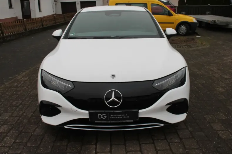 Mercedes-Benz EQE (Clasa E) din 2023 cu 18.900 km - oferta MER241978 - foto 3
