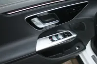 Mercedes-Benz EQE (Clasa E) din 2023 cu 18.900 km - oferta MER241978 - foto 26