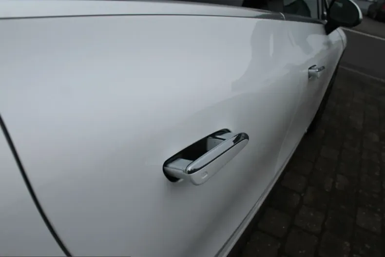 Mercedes-Benz EQE (Clasa E) din 2023 cu 18.900 km - oferta MER241978 - foto 29