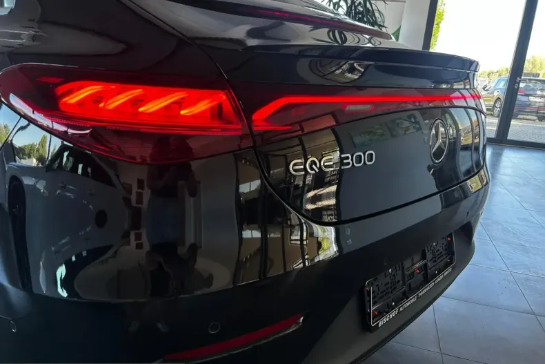 Mercedes-Benz EQE (Clasa E) din 2023 cu 69.000 km - oferta MER241982 - foto 10