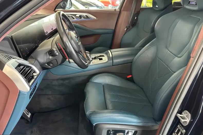 BMW XM (Seria X) din 2023 cu 29.950 km - oferta BMW241988 - foto 16