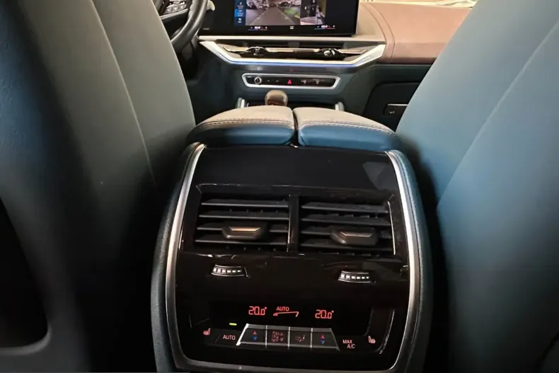BMW XM (Seria X) din 2023 cu 29.950 km - oferta BMW241988 - foto 25