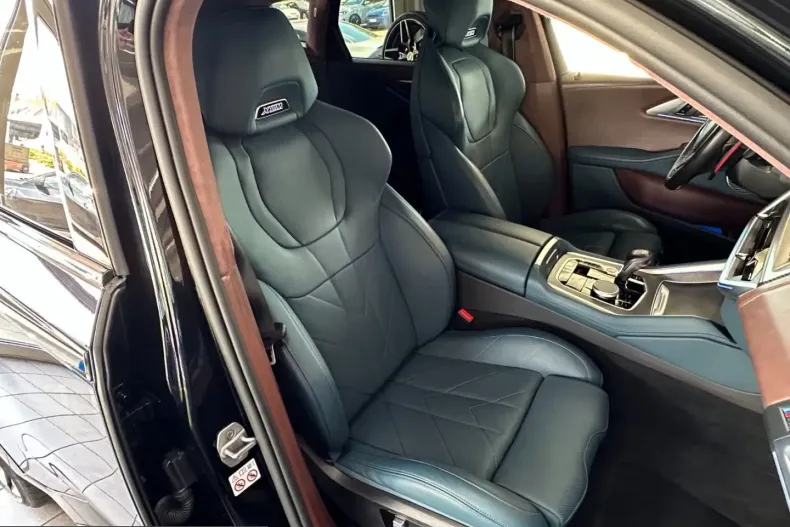 BMW XM (Seria X) din 2023 cu 29.950 km - oferta BMW241988 - foto 27