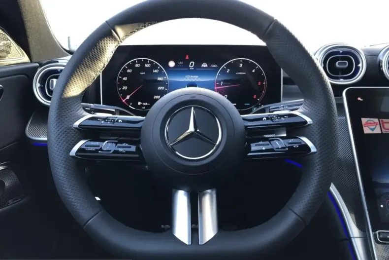 Mercedes-Benz C 300 (Clasa C) din 2024 cu 24.504 km - oferta MER241993 - foto 4