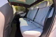 BYD Seal din 2024 cu 25.732 km - oferta BYD241995 - foto 13