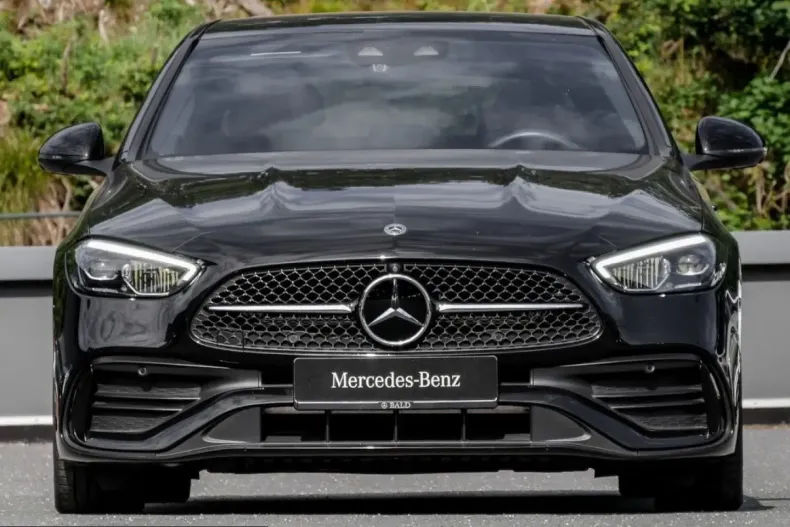 Mercedes-Benz C 300 (Clasa C) din 2023 cu 39.000 km - oferta MER241998 - foto 2