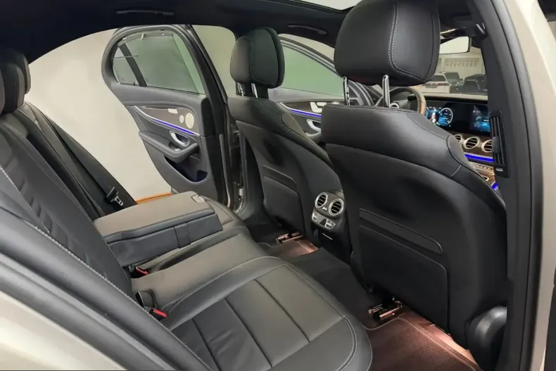 Mercedes-Benz E 450 (Clasa E) din 2022 cu 95.000 km - oferta MER242000 - foto 17