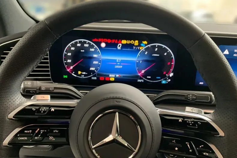 Mercedes-Benz GLE 450 (Clasa GLE) din 2025 cu 18.008 km - oferta MER242003 - foto 7