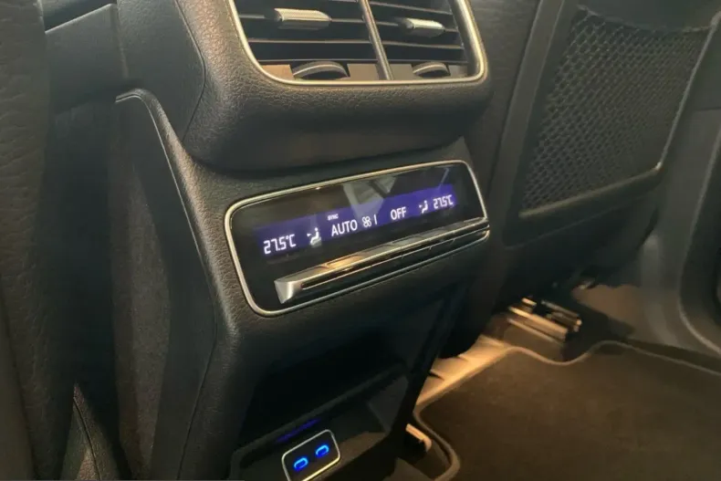 Mercedes-Benz GLE 450 (Clasa GLE) din 2025 cu 18.008 km - oferta MER242003 - foto 15