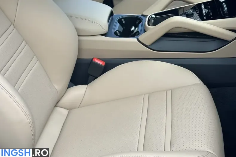 Porsche Cayenne din 2024 cu 15.900 km - oferta POR242014 - foto 21